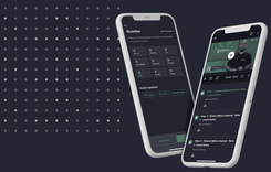Smartphone com o app Estratégia